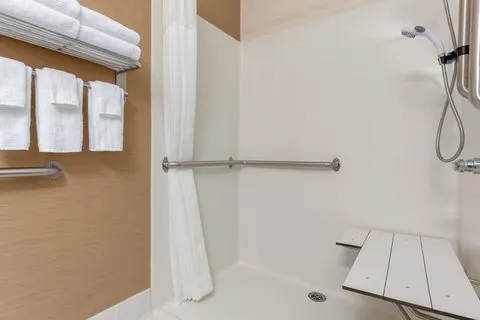 Fairfield Inn & Suites Stevens Point 4