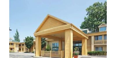 La Quinta Inn by Wyndham Oshkosh