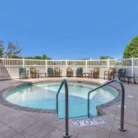 Best Western Premier Bridgewood Resort Hotel ico