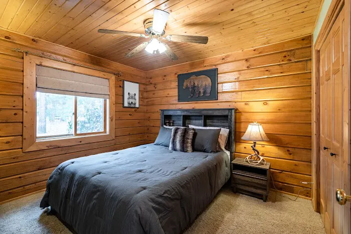 Friendship Cabin 4