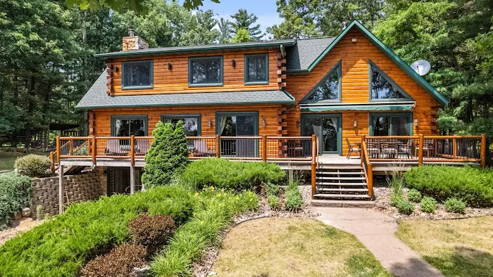 Friendship Cabin 4