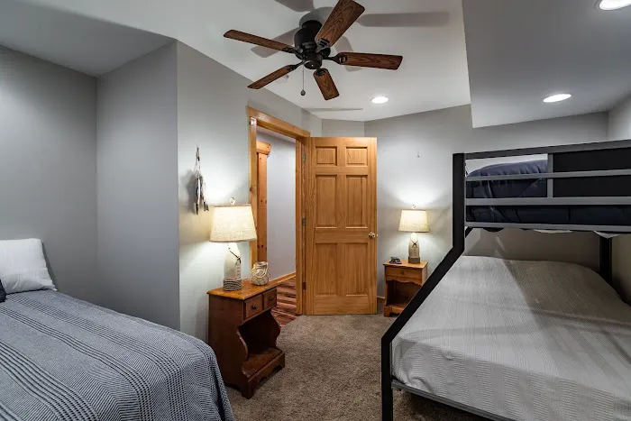 Friendship Cabin 4