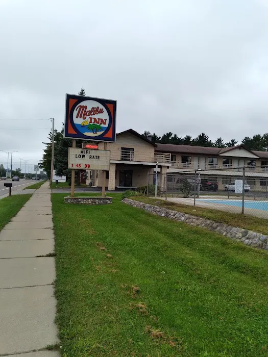 Malibu Inn 4