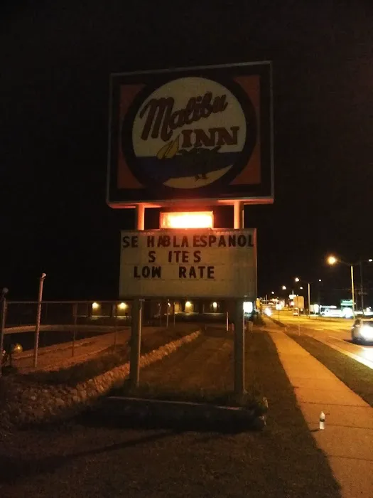 Malibu Inn 4