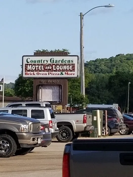 Country Gardens Motel & Lounge 4