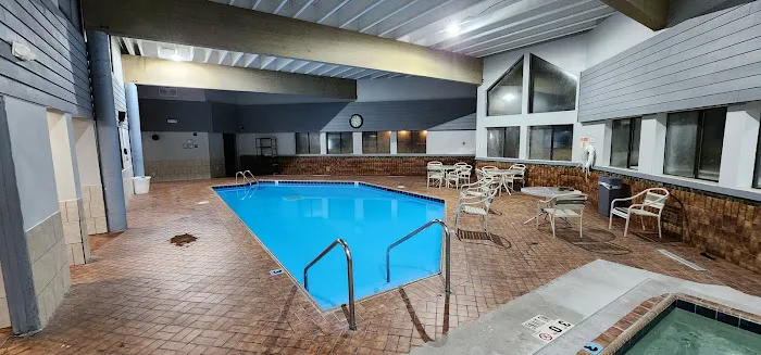 Super 8 by Wyndham Wisconsin Dells 4