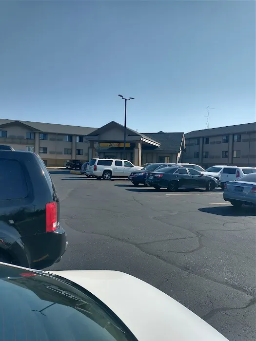 Super 8 by Wyndham Wisconsin Dells 4