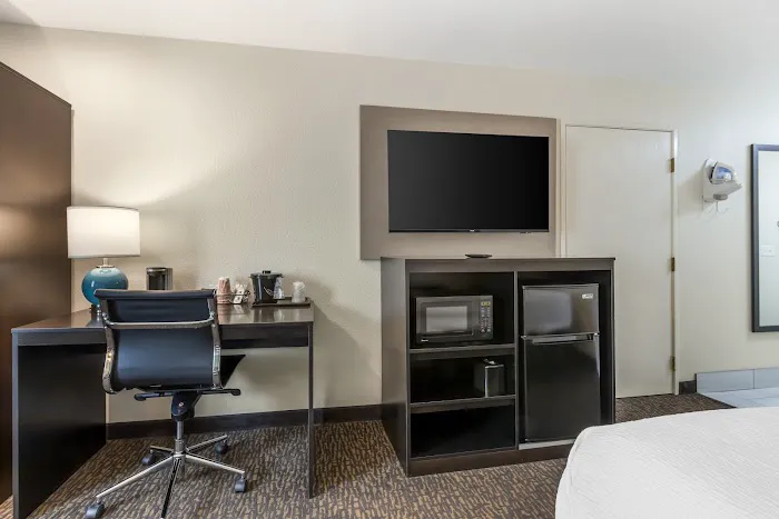 Sleep Inn & Suites 4