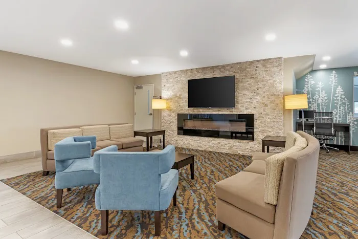 Sleep Inn & Suites 4