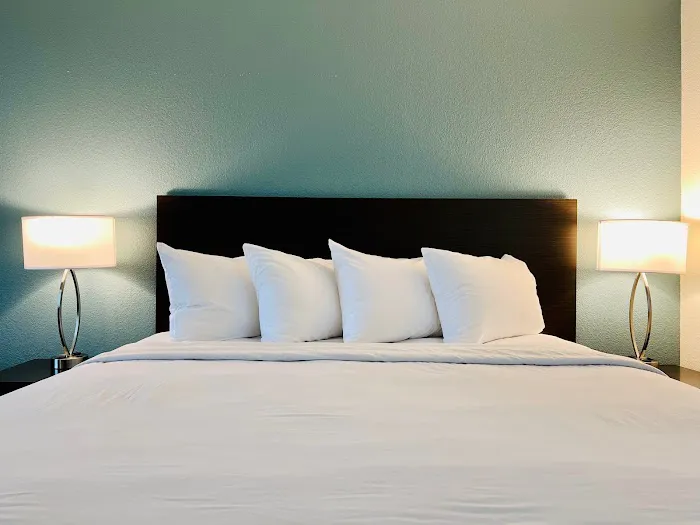Sleep Inn & Suites 4