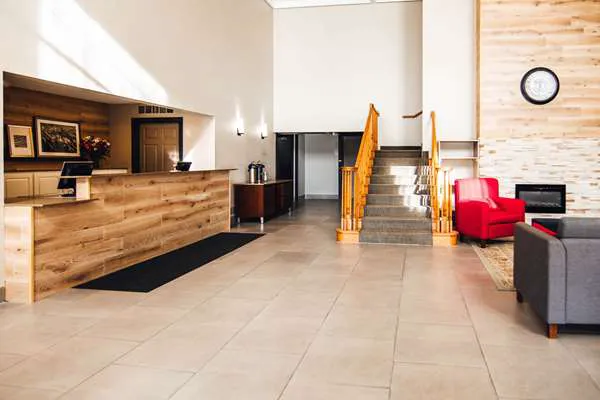 Country Inn & Suites by Radisson, Stockton, IL 4
