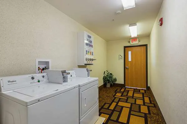 Quality Inn & Suites Belmont Route 151 4