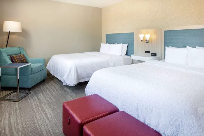 Hampton Inn Freeport 4