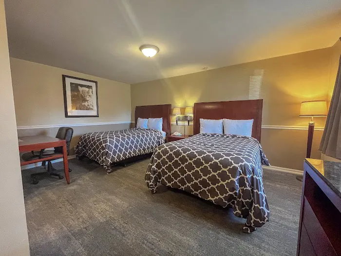 Alpine Inn 4