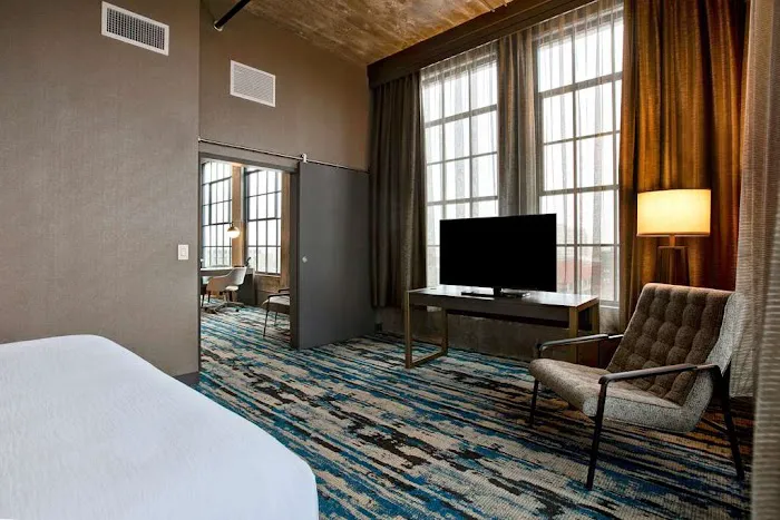 Embassy Suites by Hilton Rockford Riverfront 5