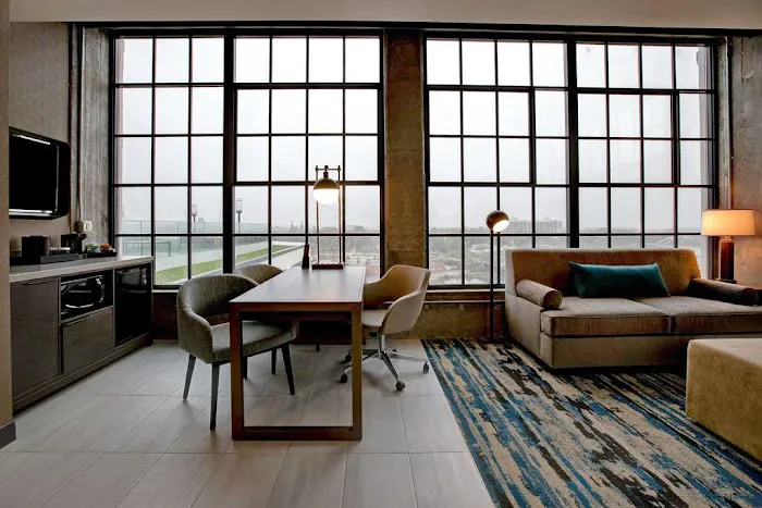 Embassy Suites by Hilton Rockford Riverfront 5