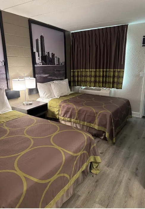 Super 8 by Wyndham Rockford South 4