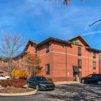 Extended Stay America Select Suites - Rockford - State Street ico