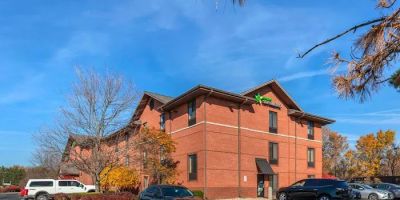 Extended Stay America Select Suites - Rockford - State Street