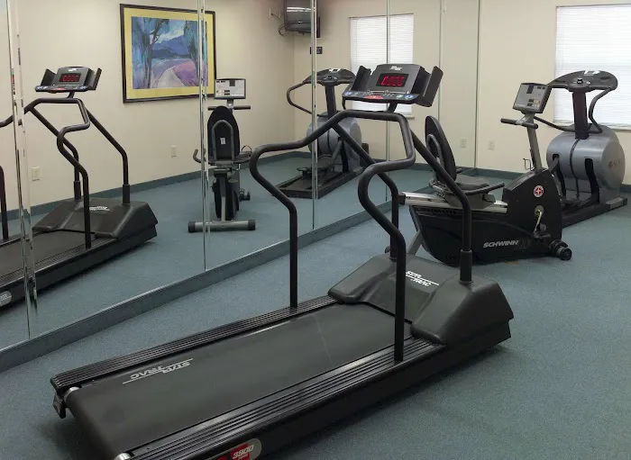 Extended Stay America Select Suites - Rockford - State Street 4