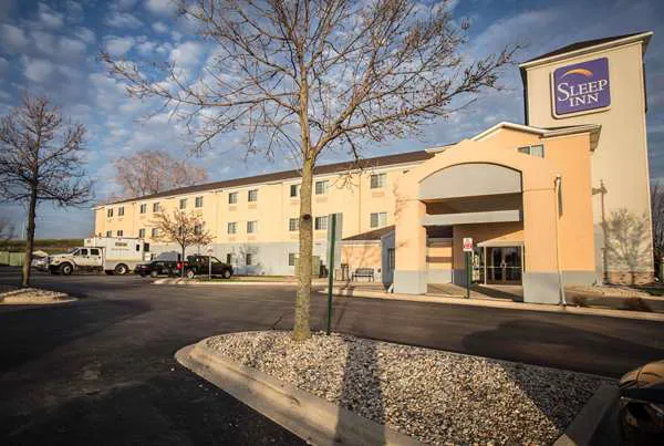 Sleep Inn Rockford I-90 4