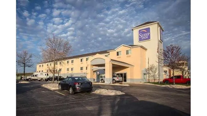 Sleep Inn Rockford I-90 4