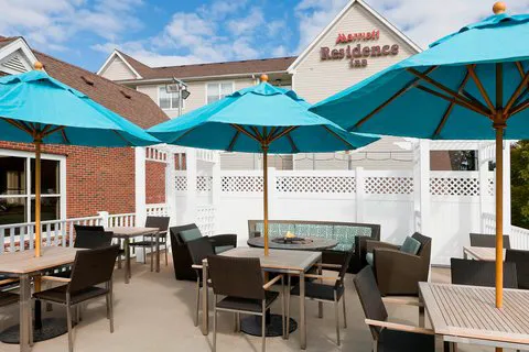 Residence Inn Rockford 4