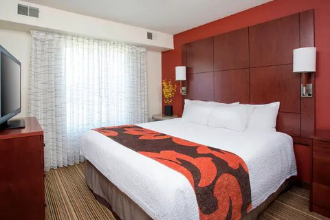 Residence Inn Rockford 4