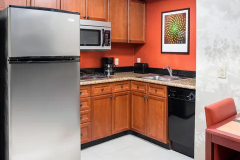 Residence Inn Rockford 4