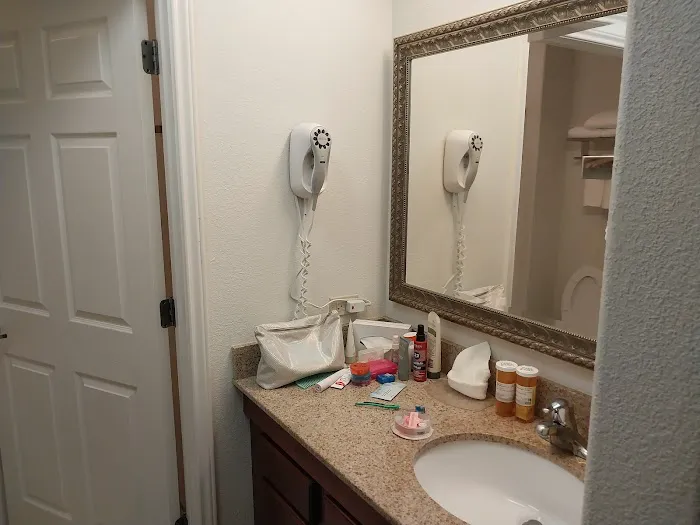Staybridge Suites Rockford, an IHG Hotel 4