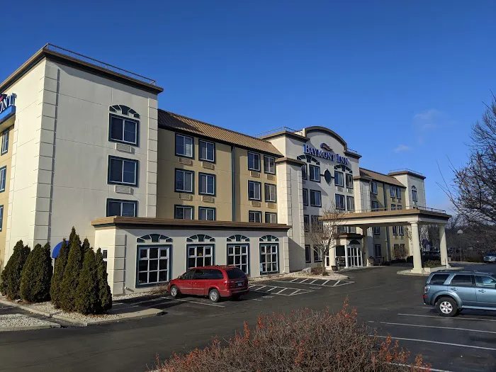 Baymont by Wyndham Rockford 4