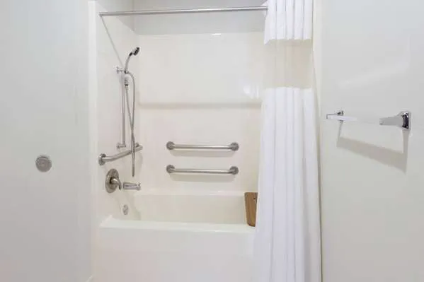 Baymont by Wyndham Rockford 4