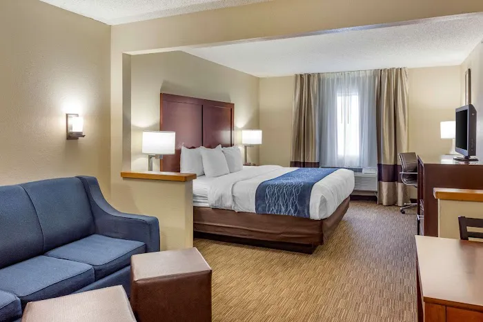 Comfort Inn Rockford near Casino District 4