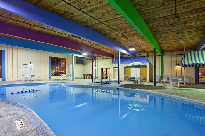 Holiday Inn Rockford(I-90&Rt 20/State St) by IHG 4