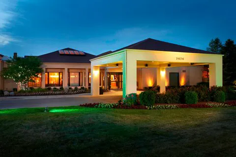 Courtyard Rockford 4