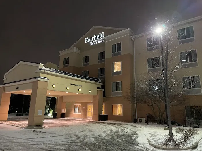 Fairfield Inn & Suites Rockford 4
