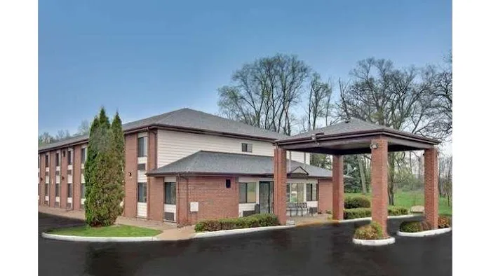 Baymont Inn & Suites by Wyndham Richmond 4