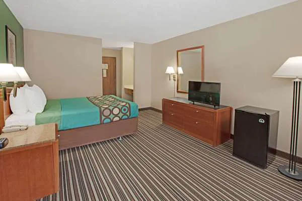 Baymont Inn & Suites by Wyndham Richmond 4