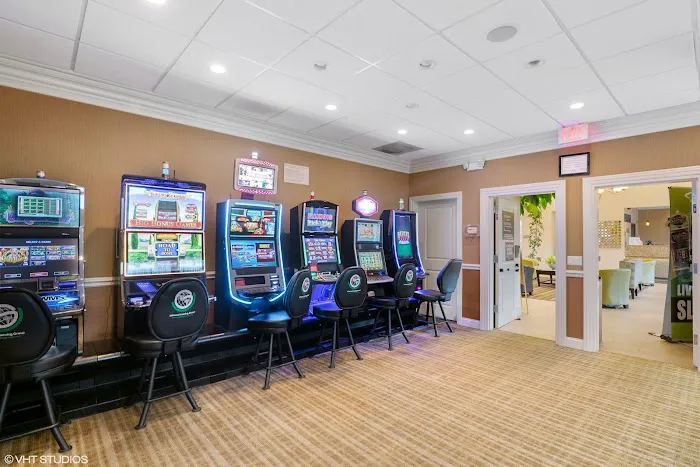 Antioch Hotel & Suites 4