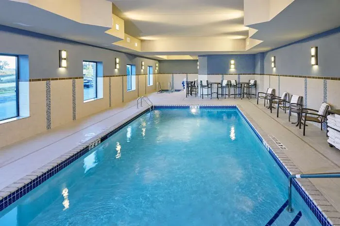 Hampton Inn & Suites Milwaukee/Franklin 4
