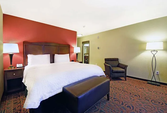 Hampton Inn & Suites Milwaukee/Franklin 4