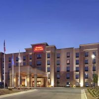 Hampton Inn & Suites Milwaukee/Franklin ico