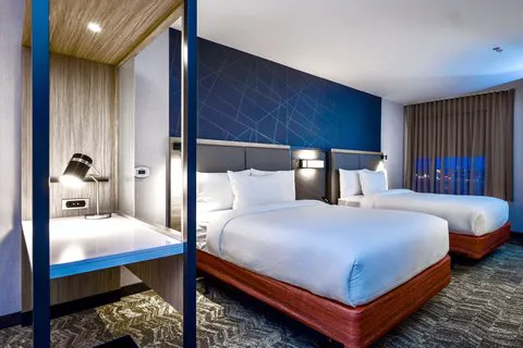 SpringHill Suites Kenosha 4