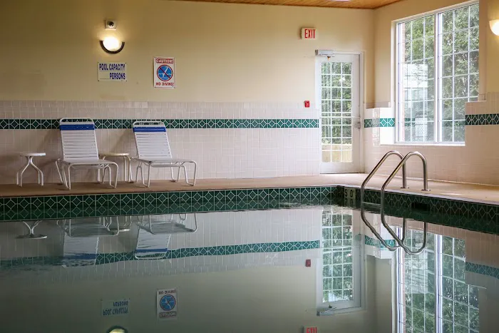 Country Inn & Suites by Radisson Kenosha - Pleasant Prairie 4