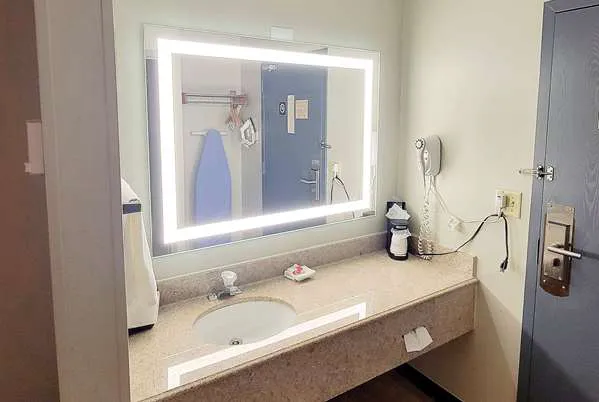 Days Inn by Wyndham Pleasant Prairie Kenosha 4