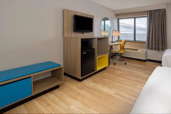 Days Inn by Wyndham Pleasant Prairie Kenosha 4