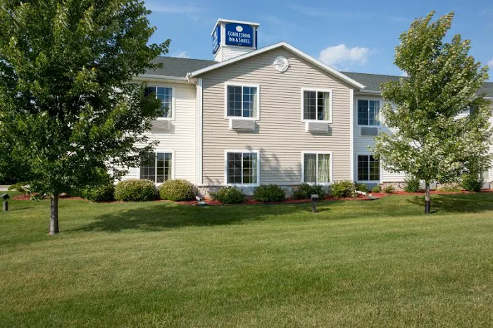 Cobblestone Inn & Suites - Clintonville 4
