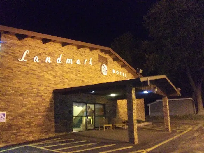 Landmark Motel 4