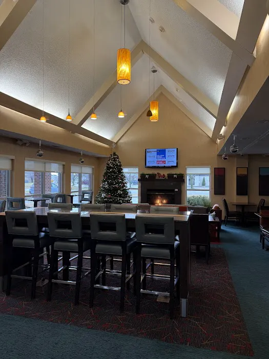 Residence Inn by Marriott Appleton 4