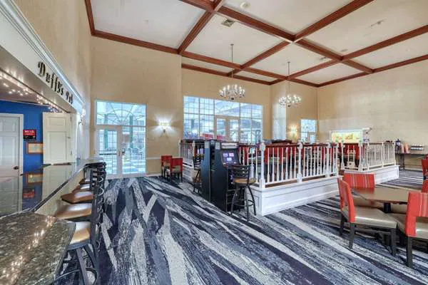 Comfort Suites Appleton Airport 4